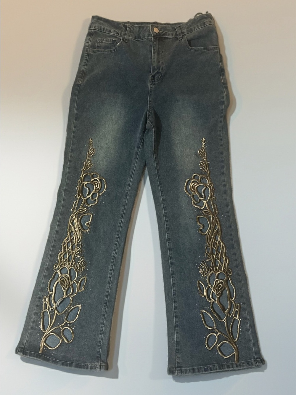 Embellished Women's Jeans with Gold Floral Embroidery
